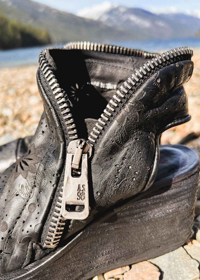 AS98 Manhattan Sandals (BLACK FLORAL) NHW Nomads Hemp Wear